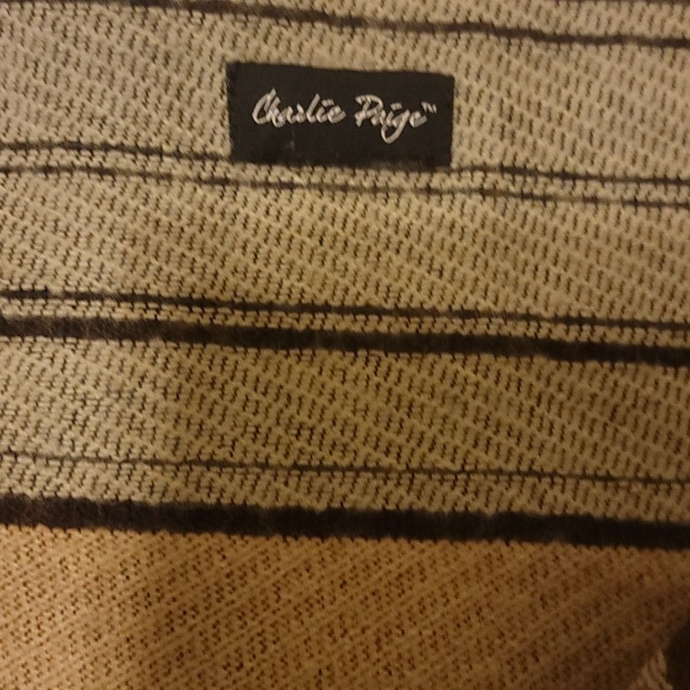 Charlie Page wrap - Picture 8 of 8